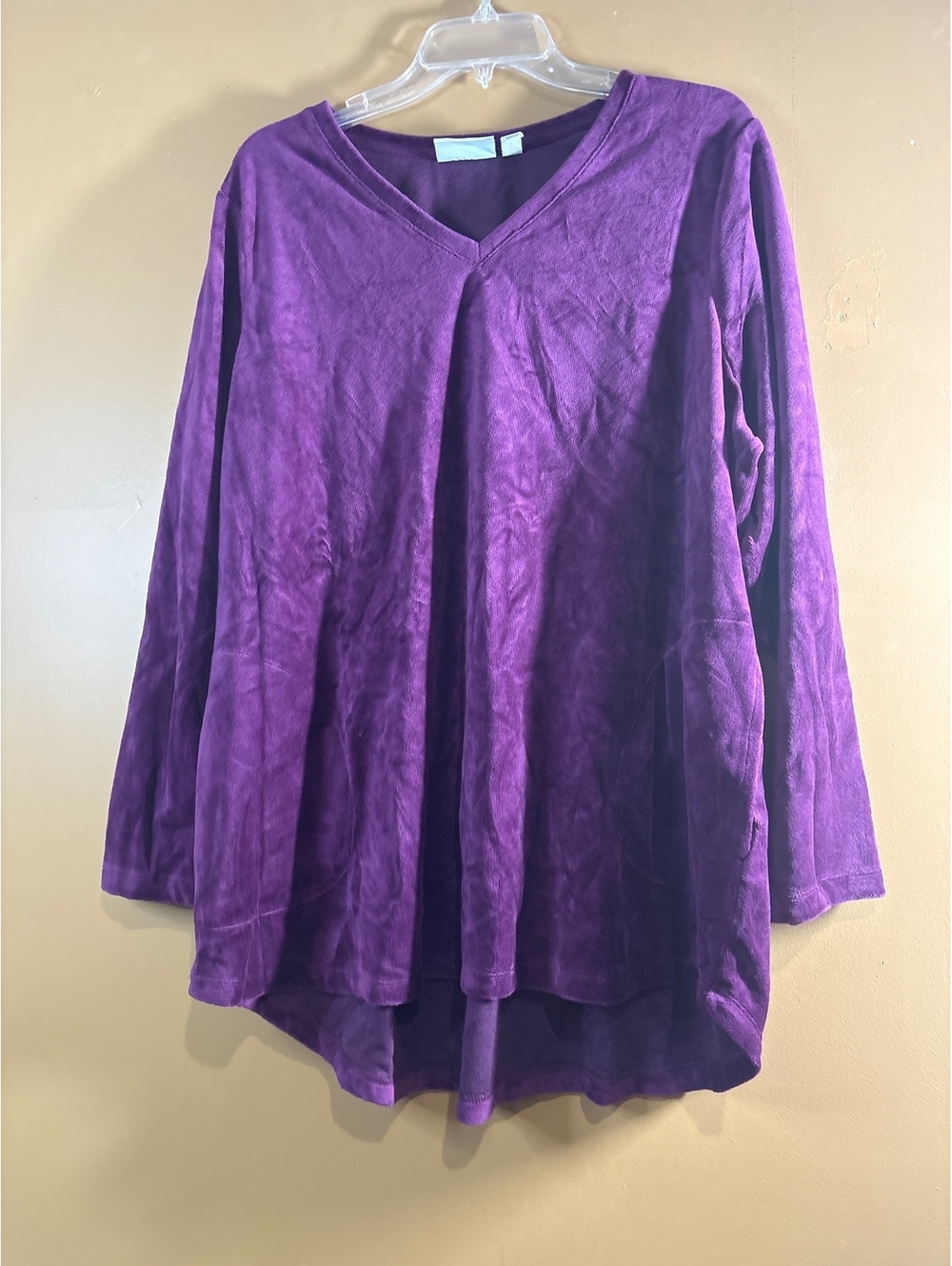 UC1195. d&co. Active Purple V-Neck Long Sleeve Tunic Top Size 1X